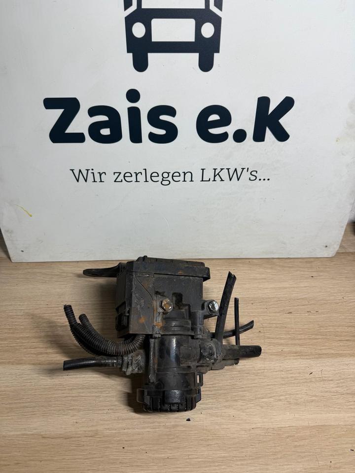 MAN KNORR-BREMSE EBS Ventil K021204 81.52106-6049 - Valvola per Camion: foto 1 MAN KNORR-BREMSE EBS Ventil K021204 81.52106-6049 - Valvola per Camion: foto 1