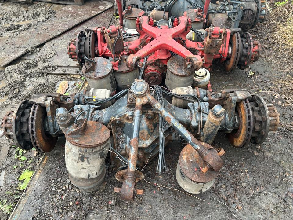 MAN TGX Hinterachse 37:8 / 81.35010.6251 18-Tonner - Asse posteriore per Camion: foto 1 MAN TGX Hinterachse 37:8 / 81.35010.6251 18-Tonner - Asse posteriore per Camion: foto 1