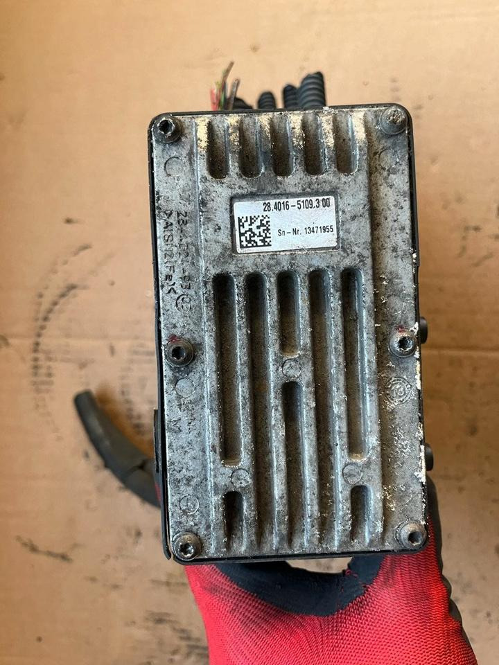 Mercedes Actros MP4 AdBlue Pumpe A0001403978 - Pompa di alimentazione per Camion: foto 5 Mercedes Actros MP4 AdBlue Pumpe A0001403978 - Pompa di alimentazione per Camion: foto 5