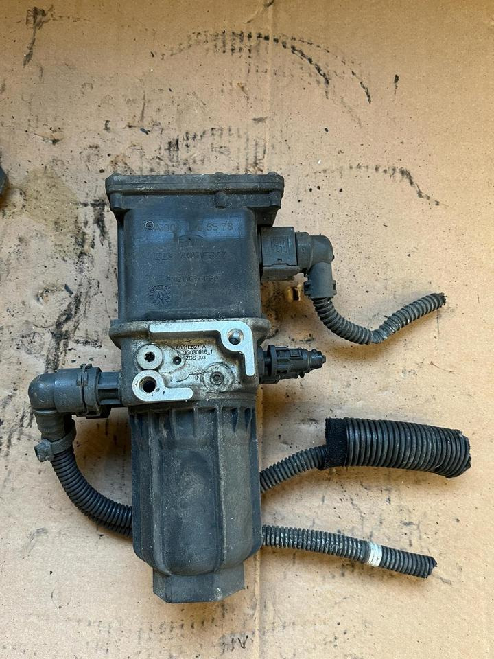 Mercedes Actros MP4 AdBlue Pumpe A0001405578 - Pompa di alimentazione per Camion: foto 4 Mercedes Actros MP4 AdBlue Pumpe A0001405578 - Pompa di alimentazione per Camion: foto 4