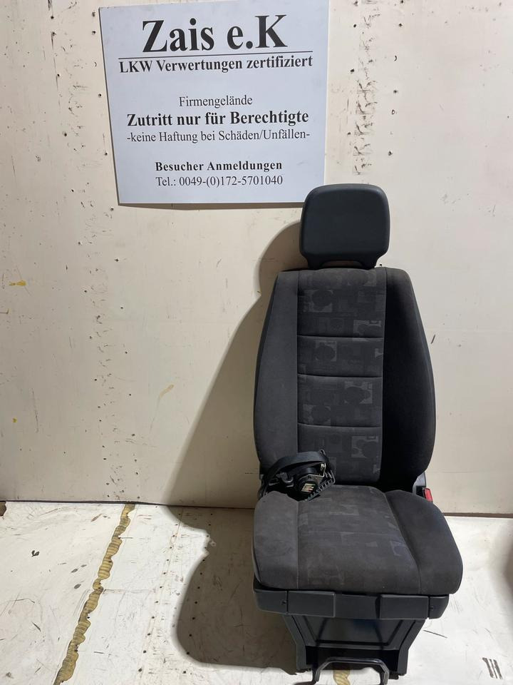 Mercedes Atego 2 Beifahrersitz - Sedile per Camion: foto 1 Mercedes Atego 2 Beifahrersitz - Sedile per Camion: foto 1