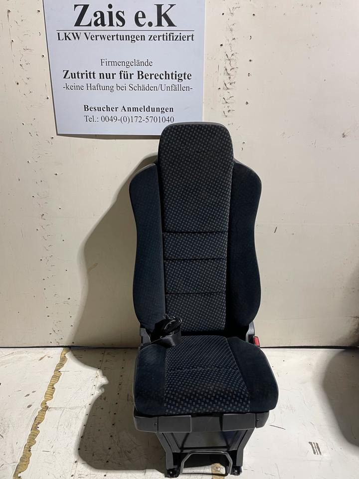 Mercedes Atego 3 Beifahrersitz - Sedile per Camion: foto 1 Mercedes Atego 3 Beifahrersitz - Sedile per Camion: foto 1