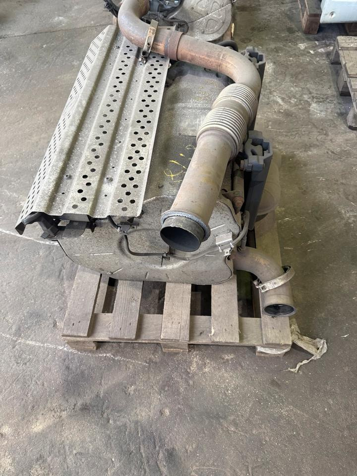 Mercedes Atego 4 EU6 Auspuff Katalysator A0064904012 - Convertitore catalitico per Camion: foto 1 Mercedes Atego 4 EU6 Auspuff Katalysator A0064904012 - Convertitore catalitico per Camion: foto 1