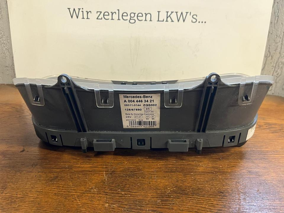 Mercedes Atego Kombiinstrument / Tacho A0044463421 - Cruscotto per Camion: foto 4 Mercedes Atego Kombiinstrument / Tacho A0044463421 - Cruscotto per Camion: foto 4