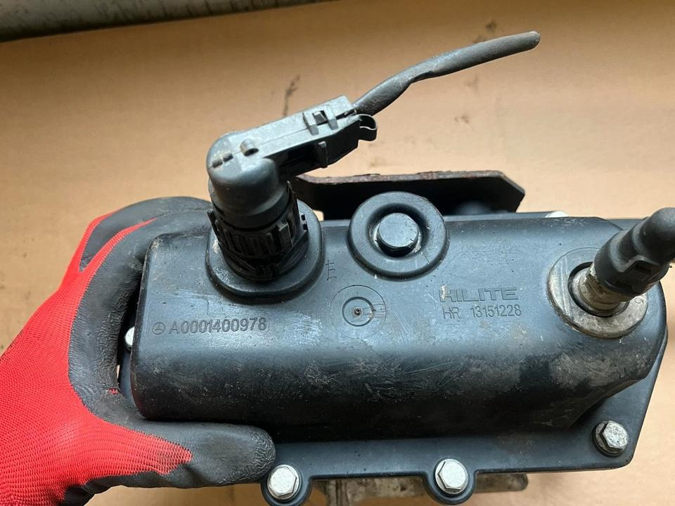 Mercedes-Benz Actros Atego EU4 EU5 AdBlue Pumpe A0001400978 - Pompa di alimentazione per Camion: foto 2 Mercedes-Benz Actros Atego EU4 EU5 AdBlue Pumpe A0001400978 - Pompa di alimentazione per Camion: foto 2