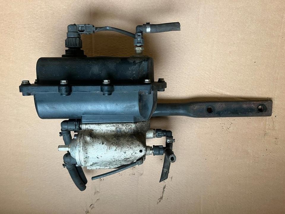 Mercedes-Benz Actros Atego EU4 EU5 AdBlue Pumpe A0001400978 - Pompa di alimentazione per Camion: foto 1 Mercedes-Benz Actros Atego EU4 EU5 AdBlue Pumpe A0001400978 - Pompa di alimentazione per Camion: foto 1