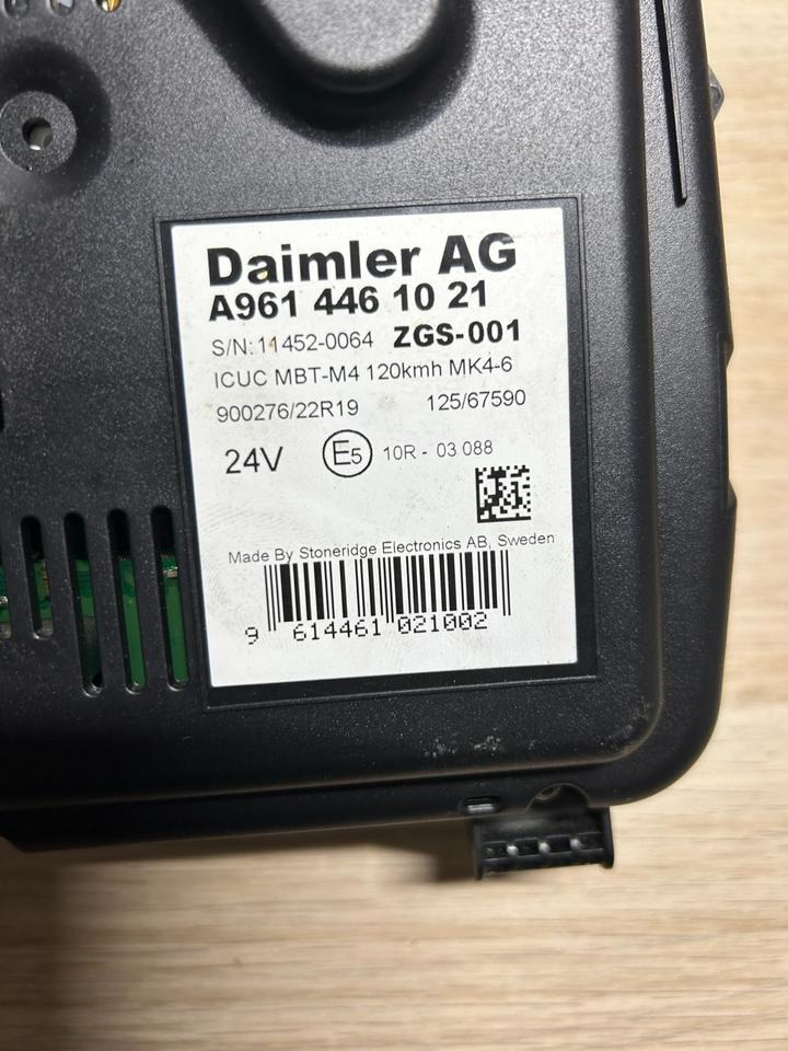 Mercedes Benz Actros MP4 Kombiinstrument/ Tacho A9614461021 - Cruscotto per Camion: foto 5 Mercedes Benz Actros MP4 Kombiinstrument/ Tacho A9614461021 - Cruscotto per Camion: foto 5