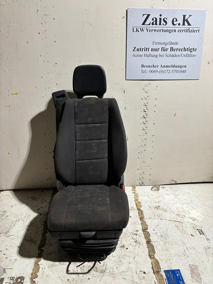 Mercedes-Benz Atego 2 Beifahrersitz mit Luft - Sedile per Camion: foto 1 Mercedes-Benz Atego 2 Beifahrersitz mit Luft - Sedile per Camion: foto 1