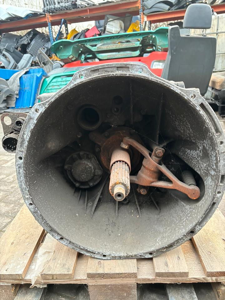 Mercedes-Benz Axor 1840 Schaltgetriebe G221-9 - Trasmissione per Camion: foto 5 Mercedes-Benz Axor 1840 Schaltgetriebe G221-9 - Trasmissione per Camion: foto 5