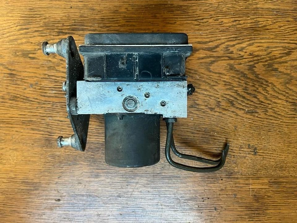 Mercedes Vito Hydraulikblock ABS Pumpe A0014468989 - Idraulica per Camion: foto 4 Mercedes Vito Hydraulikblock ABS Pumpe A0014468989 - Idraulica per Camion: foto 4