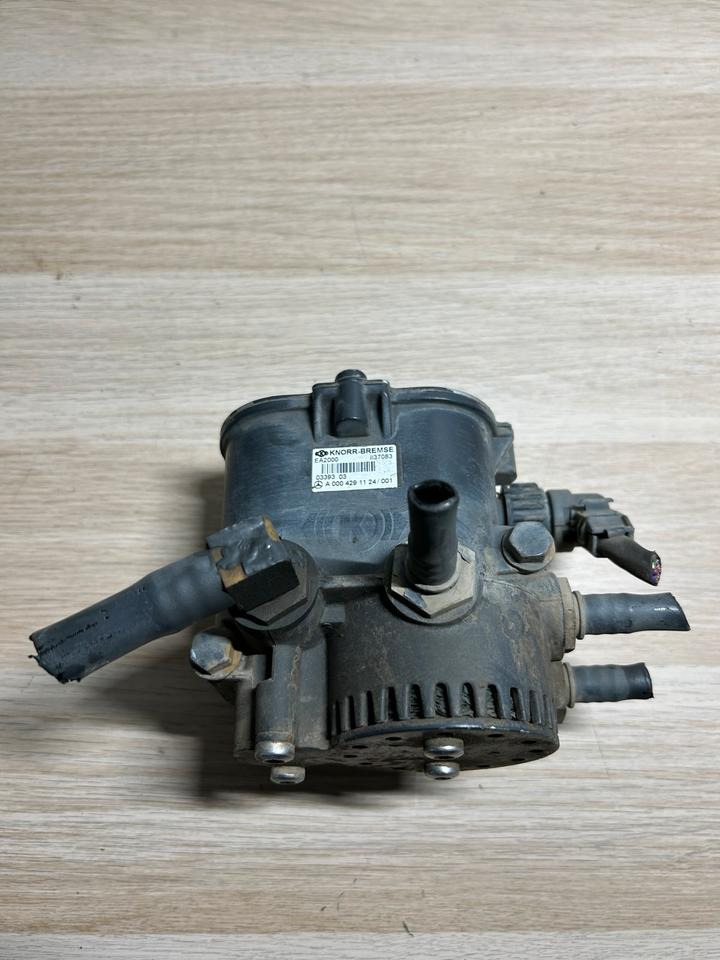 Mercedes Knorr-Bremse Einkanal Modul EA2000/A0004291124 - Ricambi: foto 2 Mercedes Knorr-Bremse Einkanal Modul EA2000/A0004291124 - Ricambi: foto 2