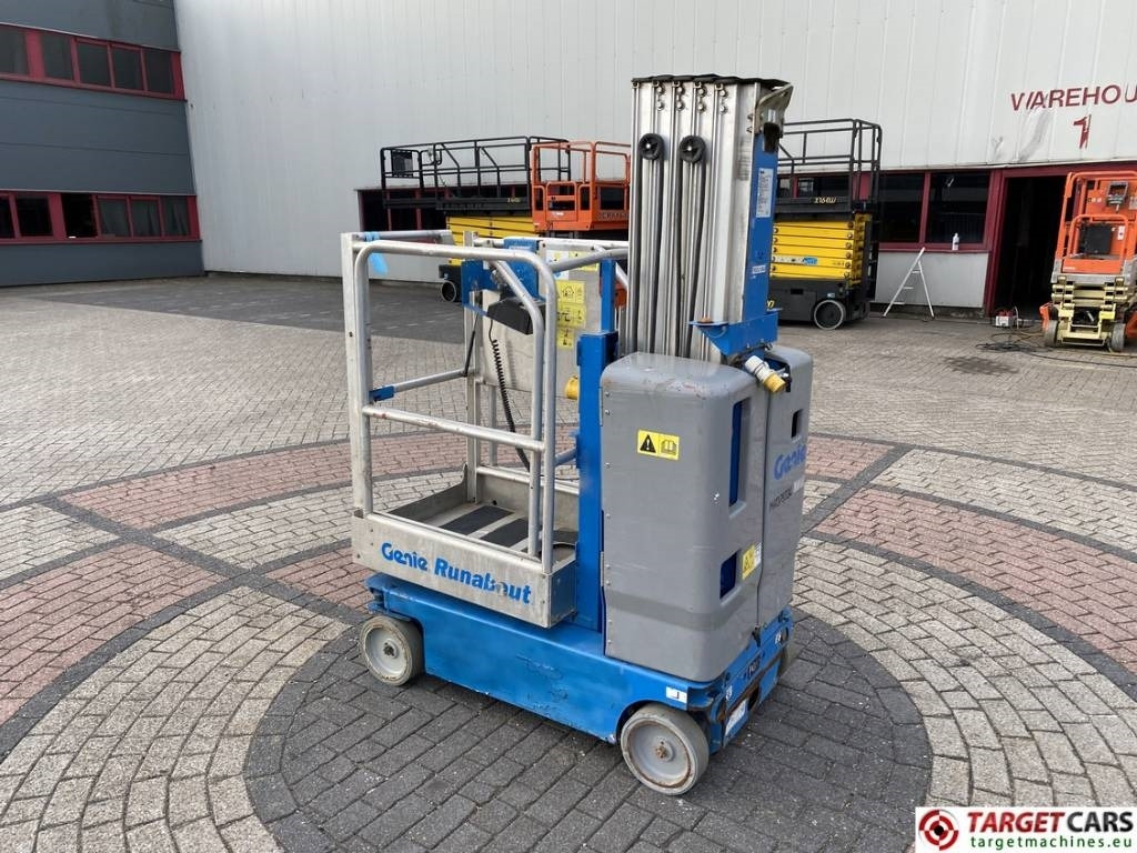 Genie GR20 Runabout Electric Vertical Mast Lift 802cm - Elevatore verticale: foto 4 Genie GR20 Runabout Electric Vertical Mast Lift 802cm - Elevatore verticale: foto 4