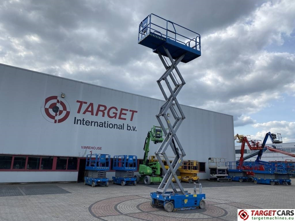 Piattaforma a pantografo Genie GS-2646 Electric GS2646 Scissor Work Lift 992cm: foto 6