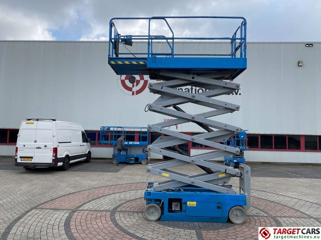 Genie GS-4047 Electric Scissor Work Lift 1389cm - Piattaforma a pantografo: foto 5 Genie GS-4047 Electric Scissor Work Lift 1389cm - Piattaforma a pantografo: foto 5