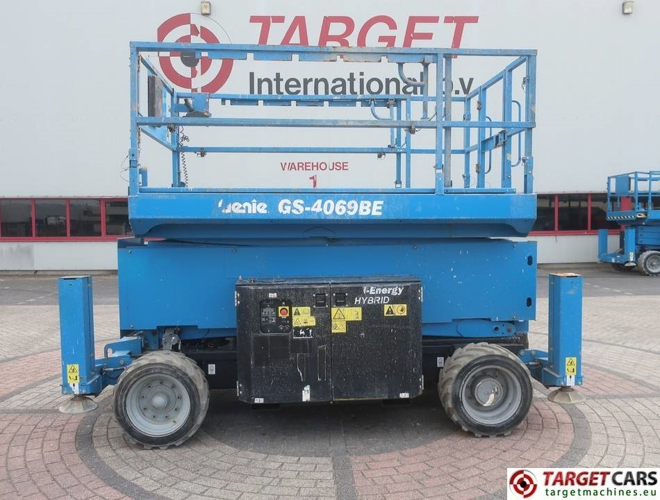 Genie GS-4069BE Hybrid 4069 Scissor Work Lift 1412cm - Piattaforma a pantografo: foto 5 Genie GS-4069BE Hybrid 4069 Scissor Work Lift 1412cm - Piattaforma a pantografo: foto 5