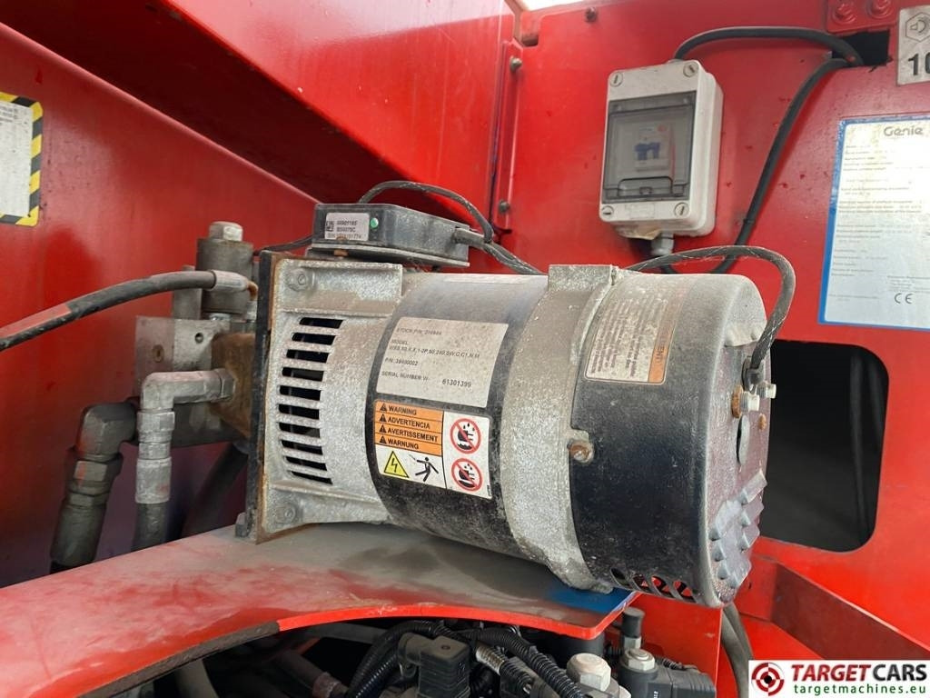 Piattaforma telescopica Genie S-125 Telescopic 4x4x4 Diesel Boom Work Lift 40M: foto 47 Piattaforma telescopica Genie S-125 Telescopic 4x4x4 Diesel Boom Work Lift 40M: foto 47