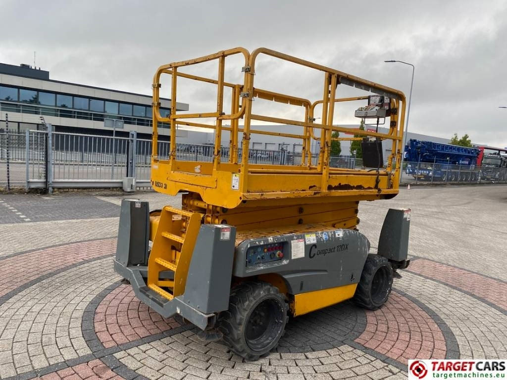 Haulotte Compact 12DX Diesel 4x4 Scissor Work Lift 1206cm - Piattaforma a pantografo: foto 3 Haulotte Compact 12DX Diesel 4x4 Scissor Work Lift 1206cm - Piattaforma a pantografo: foto 3