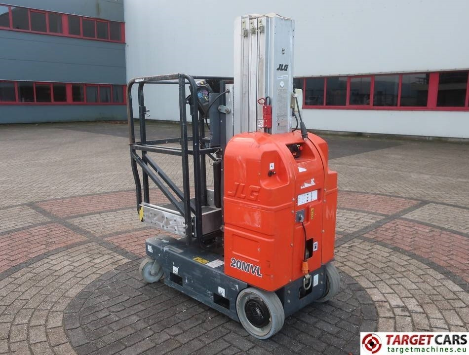 JLG 20MVL Electric Vertical Mast Work Lift 794cm - Elevatore verticale: foto 4 JLG 20MVL Electric Vertical Mast Work Lift 794cm - Elevatore verticale: foto 4