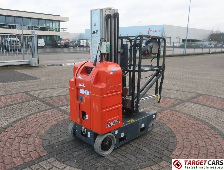 JLG 20MVL Electric Vertical Mast Work Lift 794cm - Elevatore verticale: foto 3 JLG 20MVL Electric Vertical Mast Work Lift 794cm - Elevatore verticale: foto 3