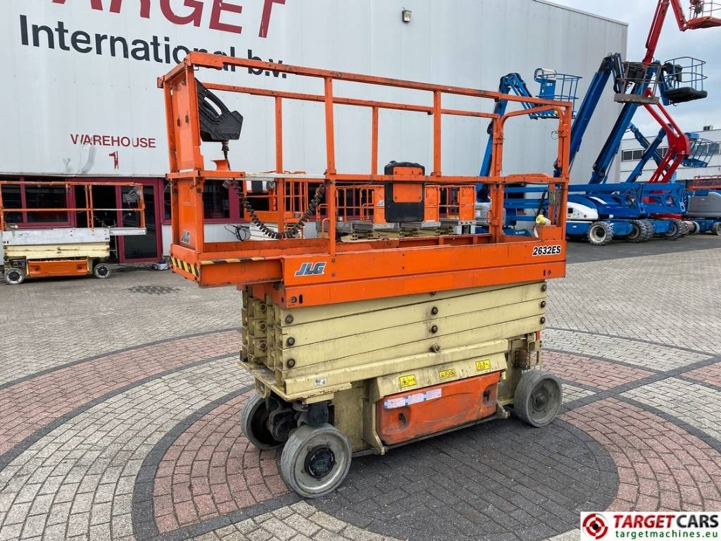 JLG 2632ES Electric Scissor Work Lift 977cm - Piattaforma a pantografo: foto 1 JLG 2632ES Electric Scissor Work Lift 977cm - Piattaforma a pantografo: foto 1