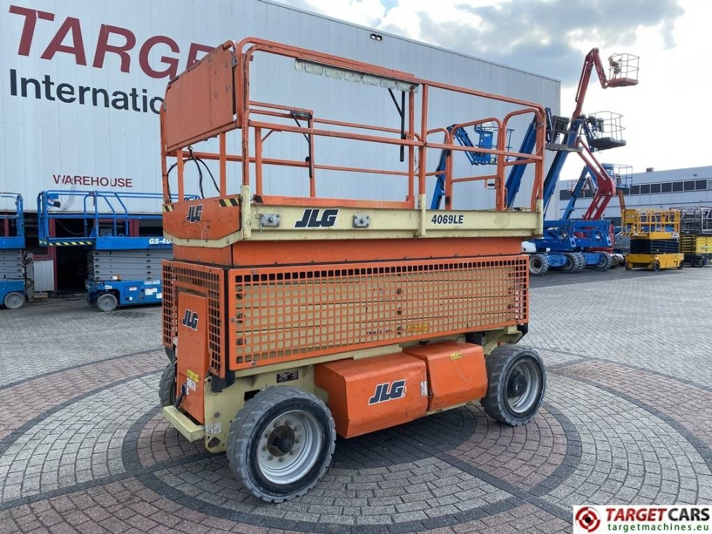 JLG 4069LE Electric Scissor Work Lift 1419cm - Piattaforma a pantografo: foto 1 JLG 4069LE Electric Scissor Work Lift 1419cm - Piattaforma a pantografo: foto 1