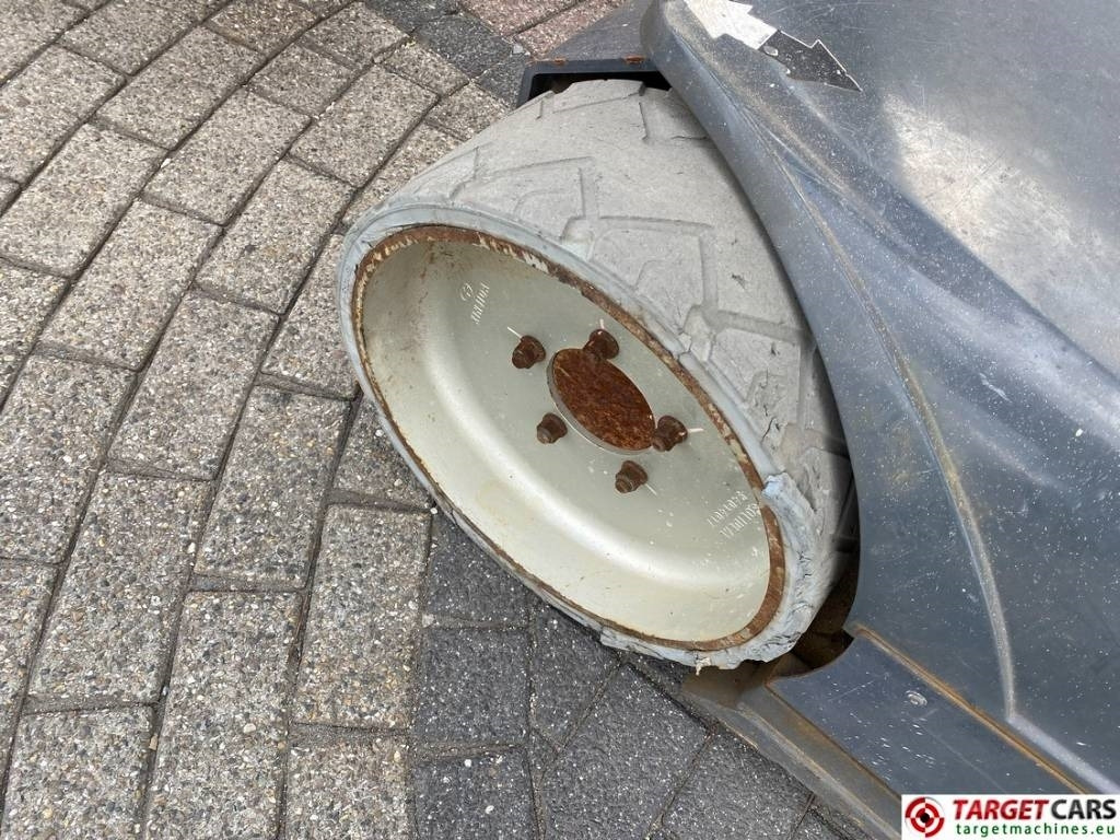 Elevatore verticale JLG Toucan 12E+ Plus Vertical Mast Work Lift 1265cm: foto 22 Elevatore verticale JLG Toucan 12E+ Plus Vertical Mast Work Lift 1265cm: foto 22