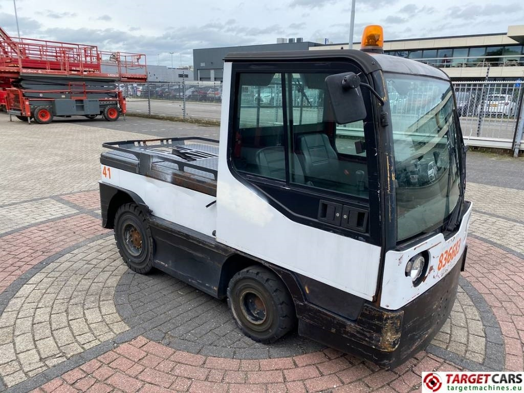 Linde P250 Tow Tug Truck Tractor Electric 80V max 25T - Trattore comunale: foto 2 Linde P250 Tow Tug Truck Tractor Electric 80V max 25T - Trattore comunale: foto 2