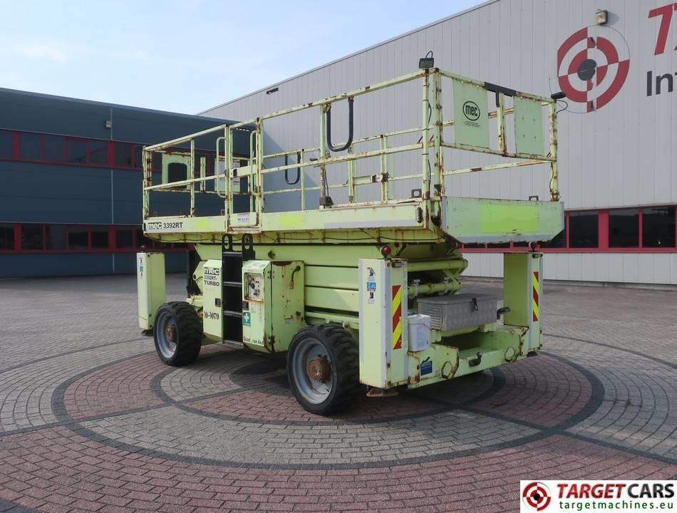 MEC 3392RT-T Diesel 4x4 Scissor Work Lift 1200cm - Piattaforma a pantografo: foto 4 MEC 3392RT-T Diesel 4x4 Scissor Work Lift 1200cm - Piattaforma a pantografo: foto 4
