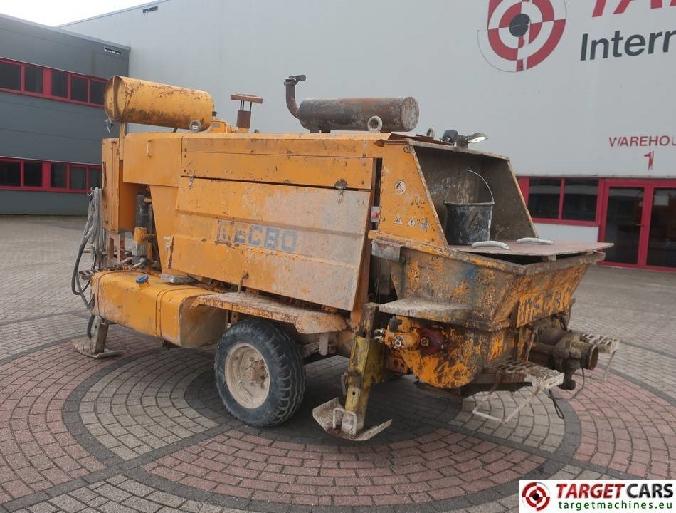 Mecbo Car P4.65 APV/D Diesel Concrete Pump 65m3/H - Pompa carrellata per calcestruzzo: foto 4 Mecbo Car P4.65 APV/D Diesel Concrete Pump 65m3/H - Pompa carrellata per calcestruzzo: foto 4