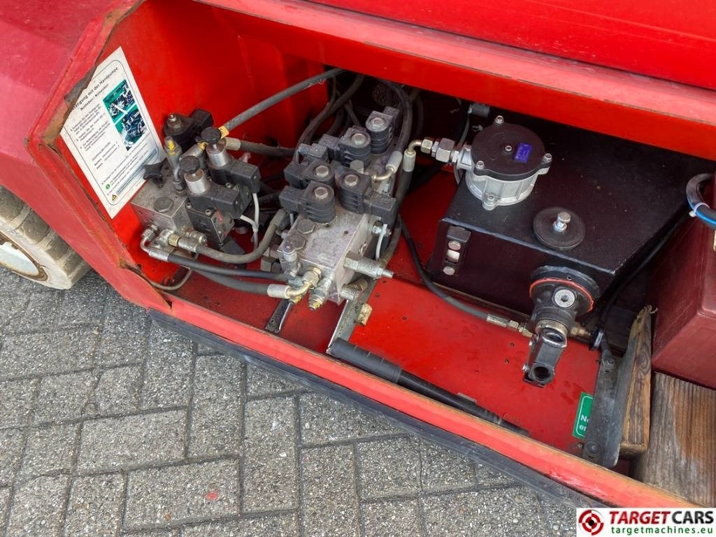 Piattaforma a pantografo PB Lifttechnik S171-16E Electric Scissor Work Lift 1703cm: foto 16 Piattaforma a pantografo PB Lifttechnik S171-16E Electric Scissor Work Lift 1703cm: foto 16