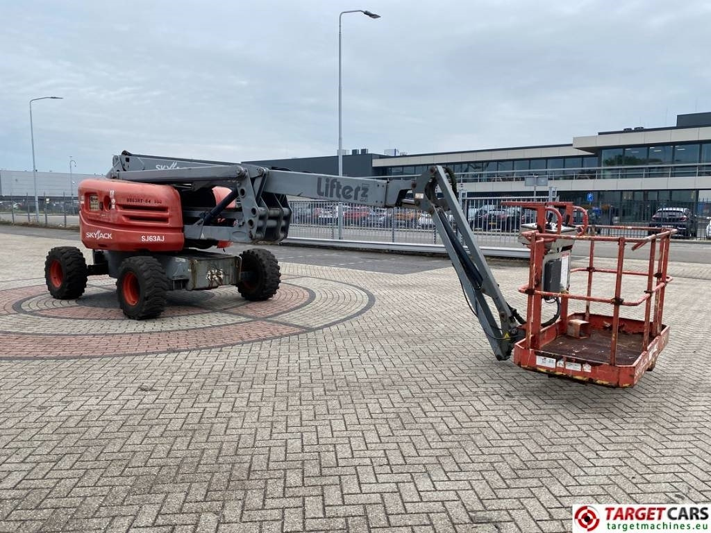 SkyJack SJ63AJ Articulated 4x4 Diesel Boom WorkLIft 2136cm - Piattaforma articolata: foto 2 SkyJack SJ63AJ Articulated 4x4 Diesel Boom WorkLIft 2136cm - Piattaforma articolata: foto 2