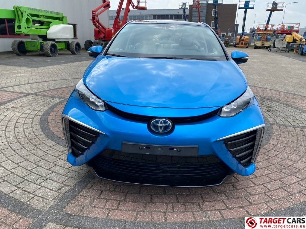 Toyota Mirai FCV HydroGen FuelCell - Berlina: foto 2 Toyota Mirai FCV HydroGen FuelCell - Berlina: foto 2