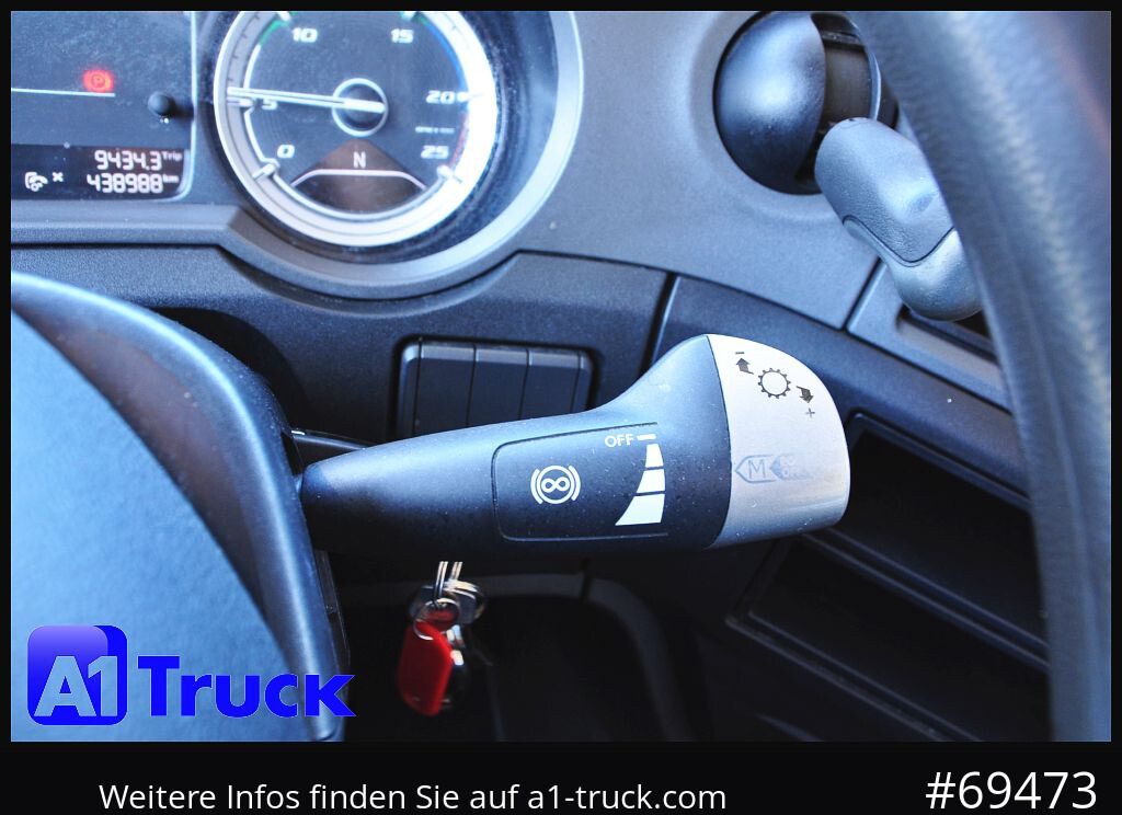 DAF DAF XF 480 FAR SSC Intarder Multiwechsler, 7.82 - Autocarro portacontainer/ Caisse interchangeable: foto 5 DAF DAF XF 480 FAR SSC Intarder Multiwechsler, 7.82 - Autocarro portacontainer/ Caisse interchangeable: foto 5