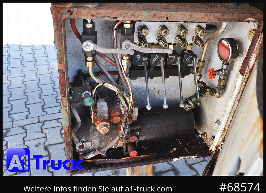 FAYMONVILLE Plattform, ausziehbar, Lenkachse, Tieflader, 15250mm lang - Semirimorchio cassonato/ Pianale: foto 4 FAYMONVILLE Plattform, ausziehbar, Lenkachse, Tieflader, 15250mm lang - Semirimorchio cassonato/ Pianale: foto 4