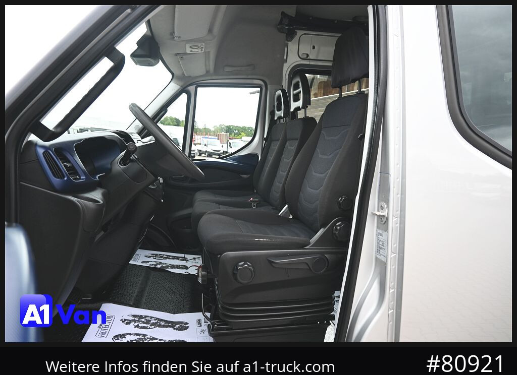 IVECO Daily 70C18 A8V Kasten, Automatik, AHK, Klima - Furgone chiuso: foto 4 IVECO Daily 70C18 A8V Kasten, Automatik, AHK, Klima - Furgone chiuso: foto 4