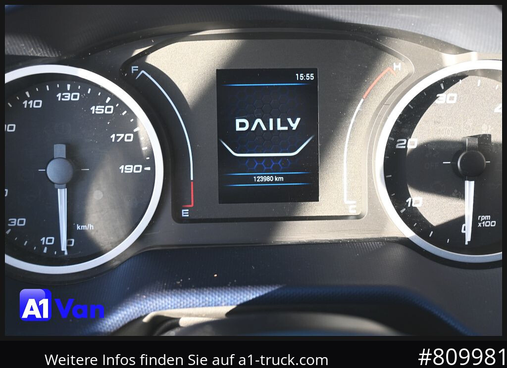 IVECO Daily 72C18 A8V Pritsche/Plane, Tempomat, AHK, Klima - Furgone con cassone fisso: foto 5 IVECO Daily 72C18 A8V Pritsche/Plane, Tempomat, AHK, Klima - Furgone con cassone fisso: foto 5