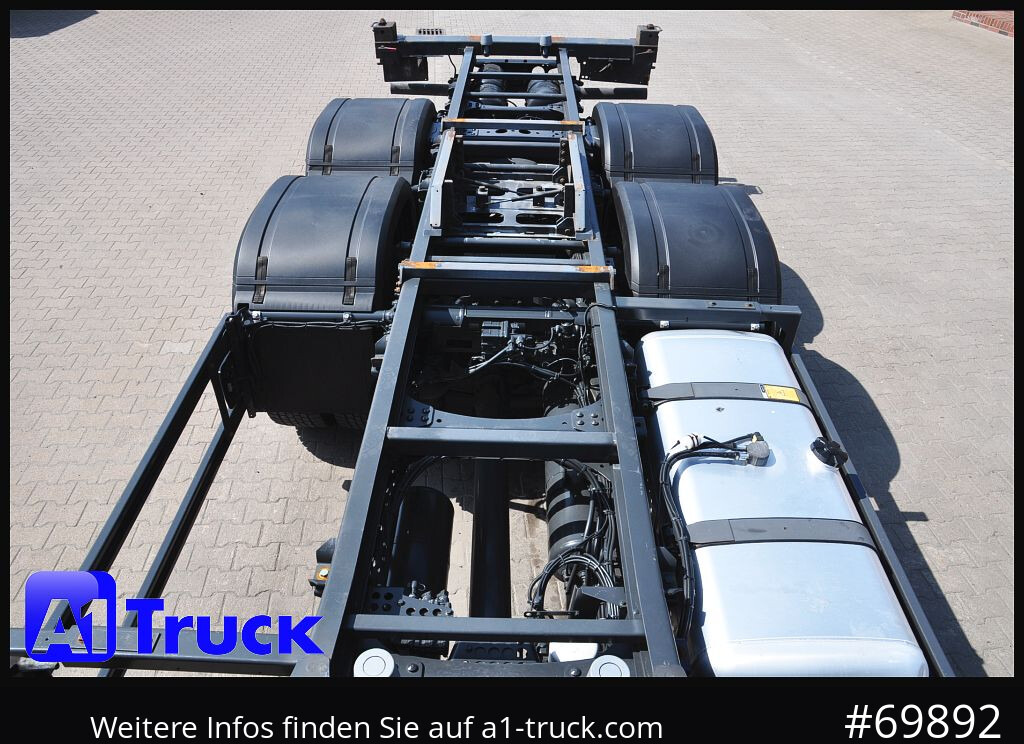 MERCEDES-BENZ 2548, Multi BDF, Wechsler, 7.45-7.82, MIDI, LIftachse - Autocarro portacontainer/ Caisse interchangeable: foto 3 MERCEDES-BENZ 2548, Multi BDF, Wechsler, 7.45-7.82, MIDI, LIftachse - Autocarro portacontainer/ Caisse interchangeable: foto 3
