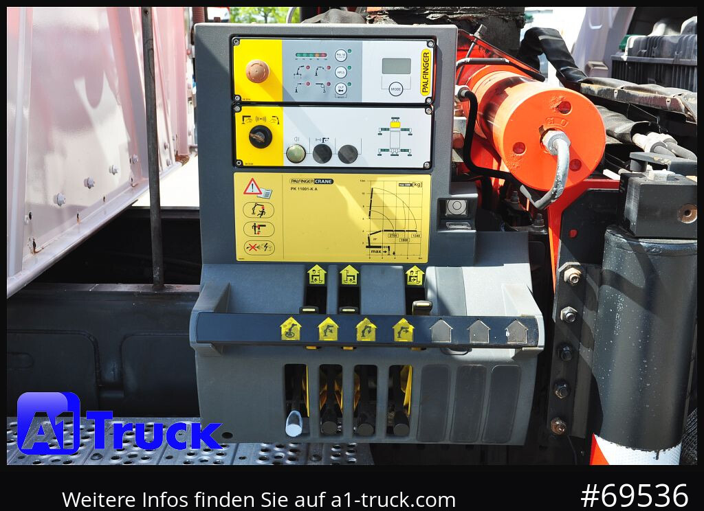 Camion con gru MERCEDES-BENZ Arocs 1830, Kipper + Kran,Palfinger, Funk,: foto 15