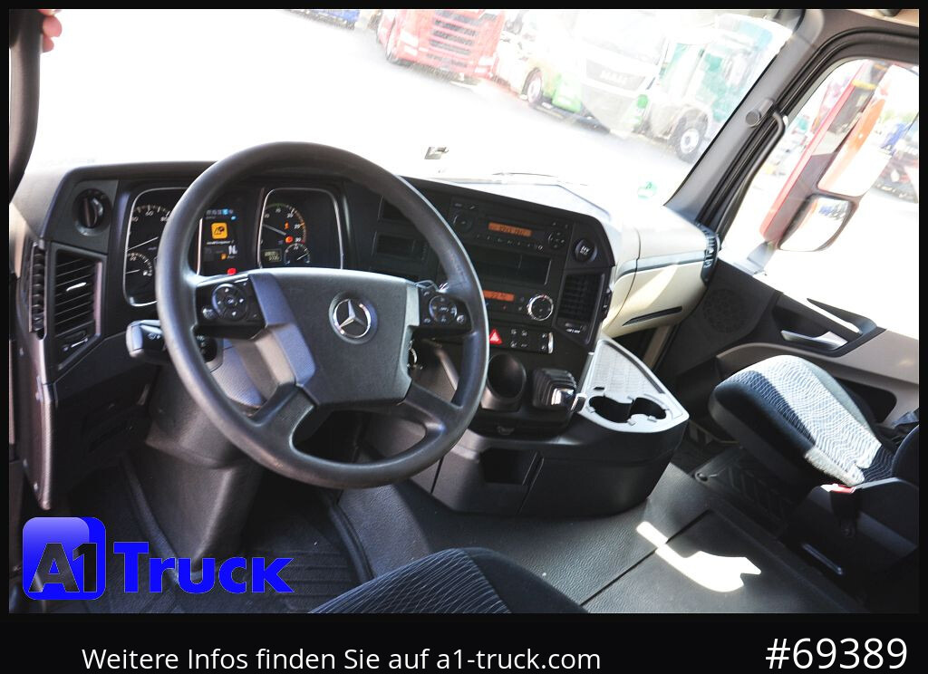 MERCEDES-BENZ Actros 1832, Lowliner, 1 Vorbesitzer - Trattore stradale: foto 4 MERCEDES-BENZ Actros 1832, Lowliner, 1 Vorbesitzer - Trattore stradale: foto 4