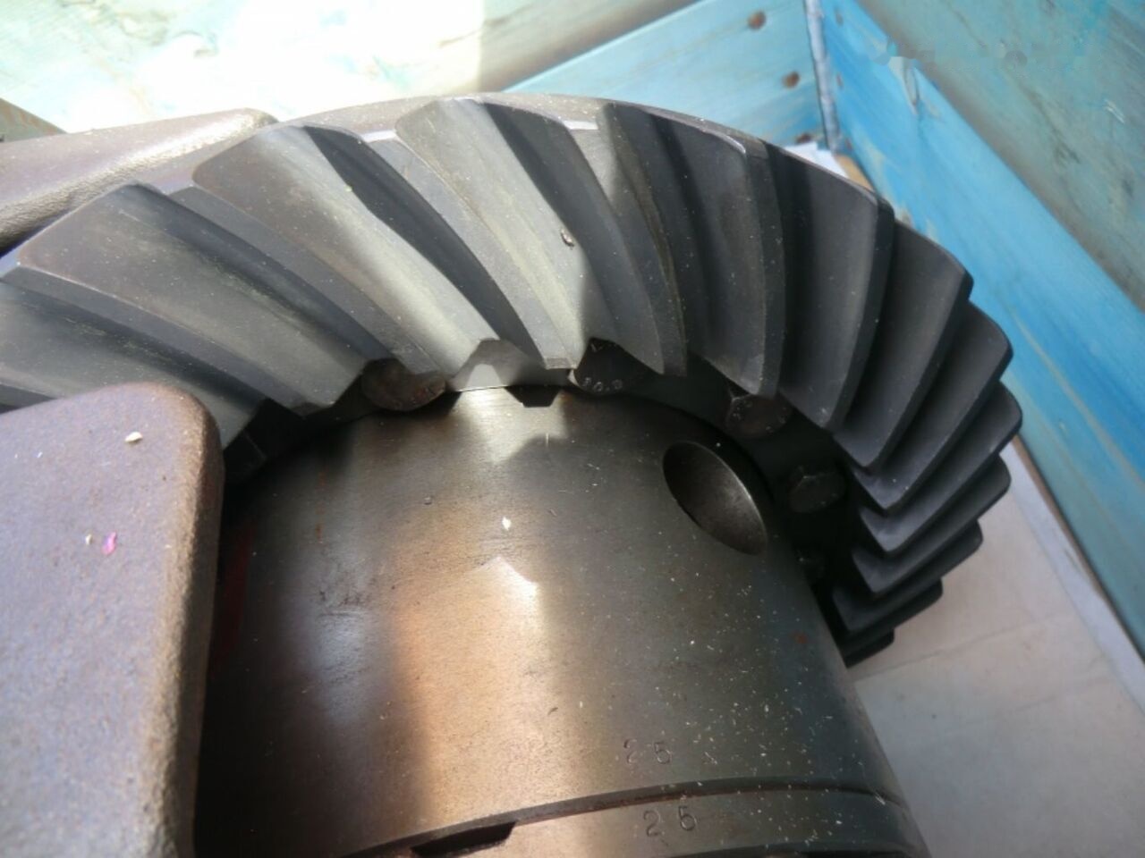 AND BEVEL GEAR GP (REAR AXLE) WITH NEW BEVEL CROWN - Differenziale: foto 1 AND BEVEL GEAR GP (REAR AXLE) WITH NEW BEVEL CROWN - Differenziale: foto 1
