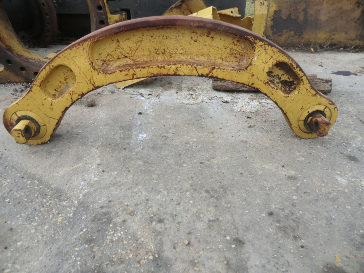 Caterpillar 735 BALESTRONE - Ricambi sottocarro per Macchina da cantiere: foto 1 Caterpillar 735 BALESTRONE - Ricambi sottocarro per Macchina da cantiere: foto 1