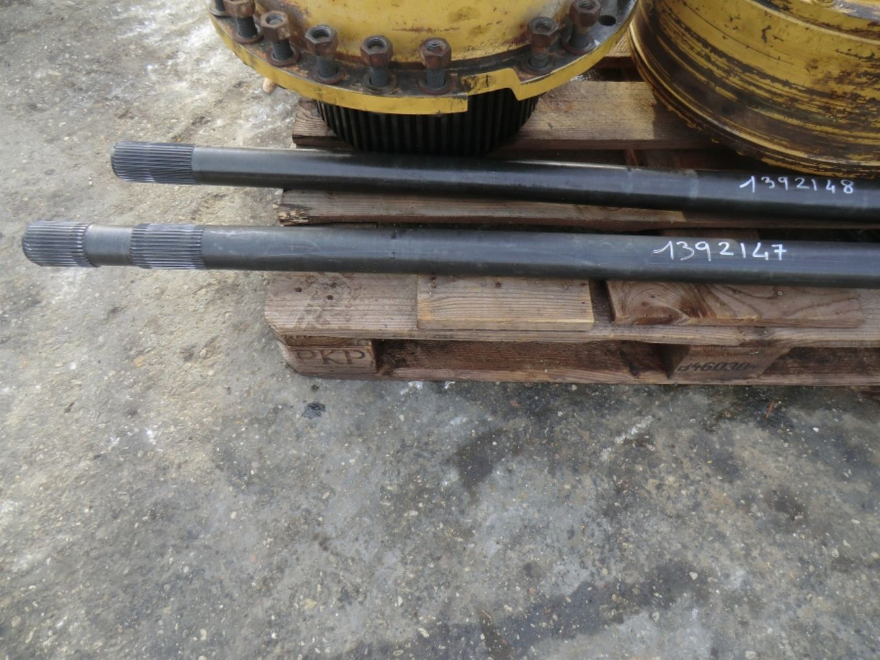 Caterpillar 735 Semiasse con due filettature - Trasmissione per Macchina da cantiere: foto 1 Caterpillar 735 Semiasse con due filettature - Trasmissione per Macchina da cantiere: foto 1