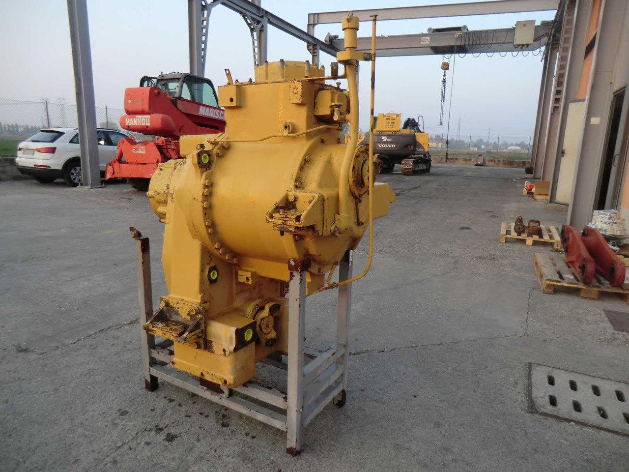 Caterpillar 988B trasmissione matricola 1JE00271. - Cambio per Macchina da cantiere: foto 4 Caterpillar 988B trasmissione matricola 1JE00271. - Cambio per Macchina da cantiere: foto 4