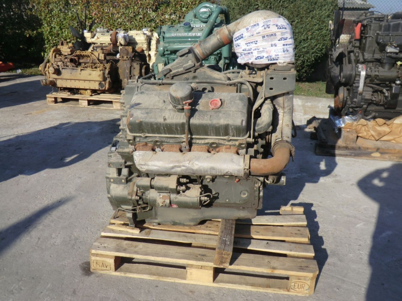 DETROIT DIESEL 8V53 MOTORE MARINO USATO. TIPO D.W. - L.S. COMPLETO DI TURBO E MOTORINO DI AVVIAMENTO. - Motore per Macchina da cantiere: foto 1 DETROIT DIESEL 8V53 MOTORE MARINO USATO. TIPO D.W. - L.S. COMPLETO DI TURBO E MOTORINO DI AVVIAMENTO. - Motore per Macchina da cantiere: foto 1
