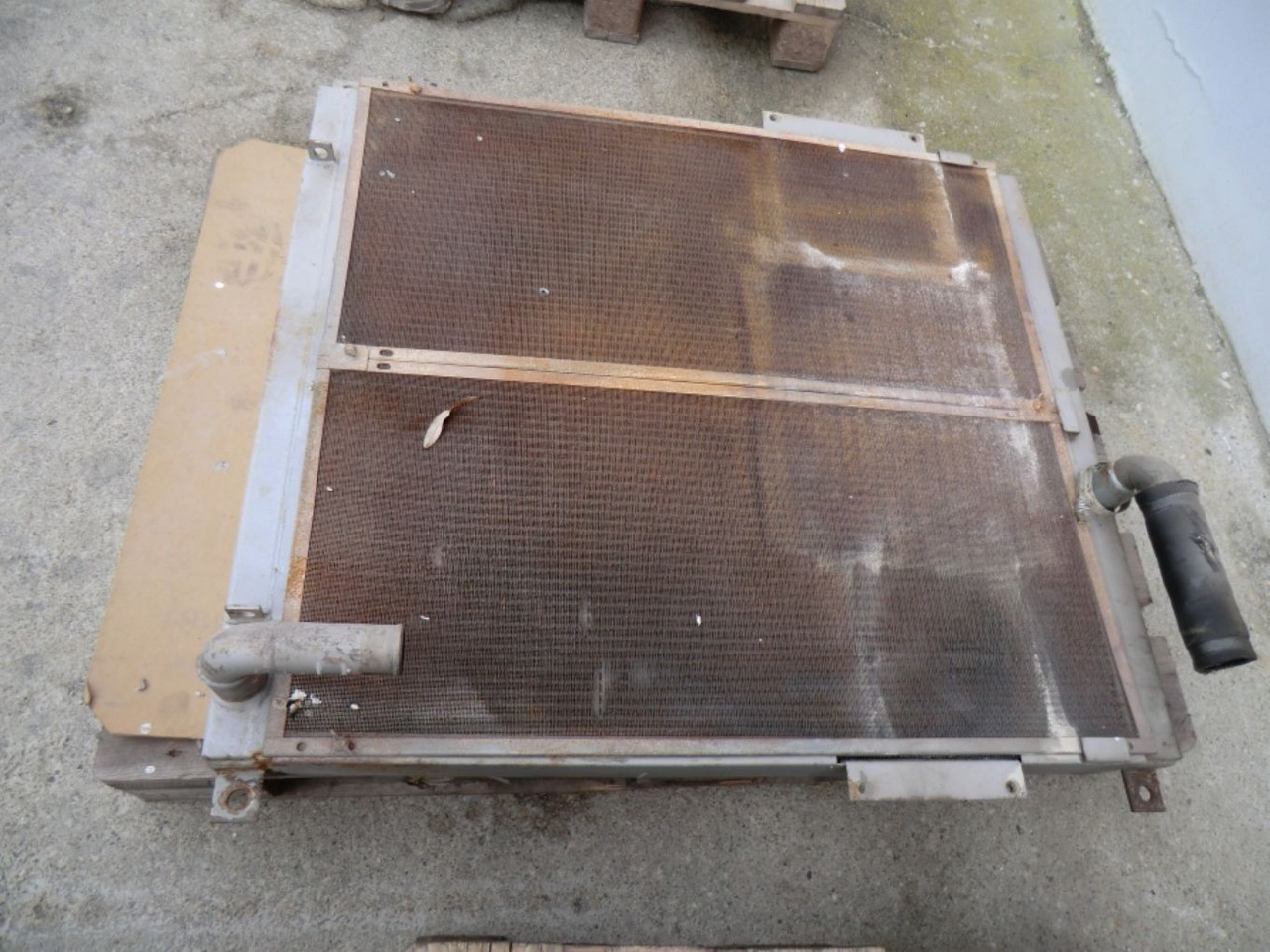 HITACHI ZX240 BAS SCAMBIATORI DI CALORE - Sistema di raffreddamento per Macchina da cantiere: foto 1 HITACHI ZX240 BAS SCAMBIATORI DI CALORE - Sistema di raffreddamento per Macchina da cantiere: foto 1