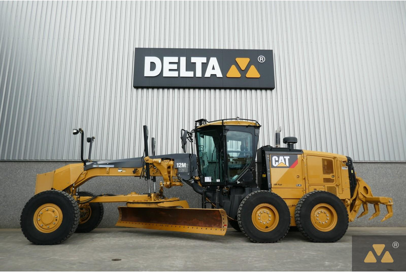 Caterpillar 12M2 AWD - Grader: foto 1 Caterpillar 12M2 AWD - Grader: foto 1