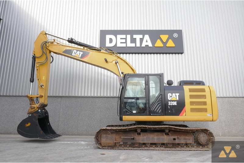 Escavatore cingolato Caterpillar 320EL: foto 1