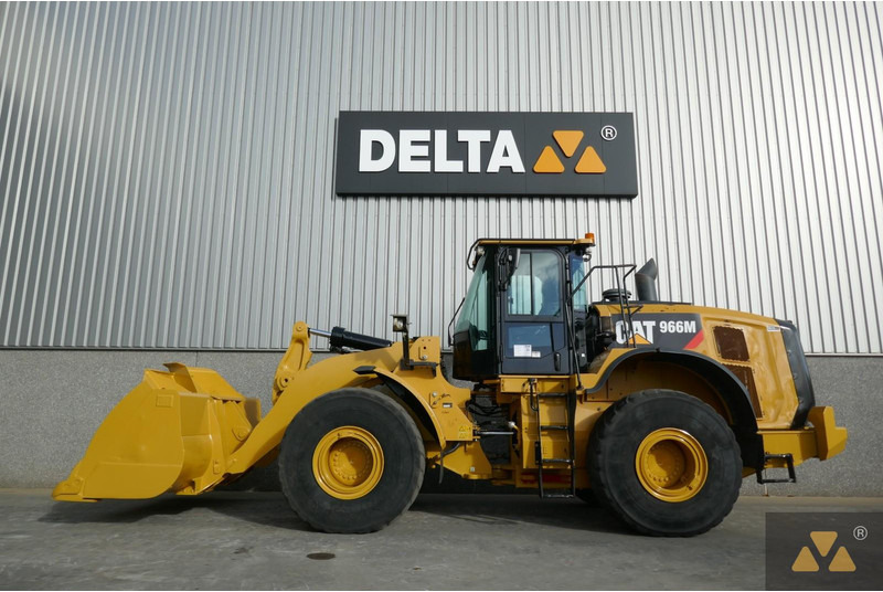 Caterpillar 966M - Pala gommata: foto 1 Caterpillar 966M - Pala gommata: foto 1