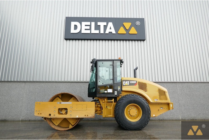 Caterpillar CS66B - Rullo: foto 1 Caterpillar CS66B - Rullo: foto 1