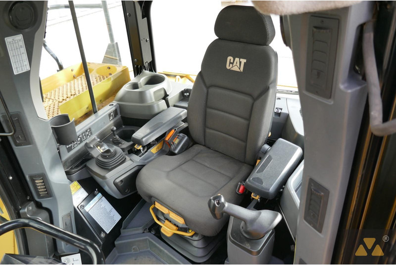 Bulldozer Caterpillar D6 LGP: foto 7
